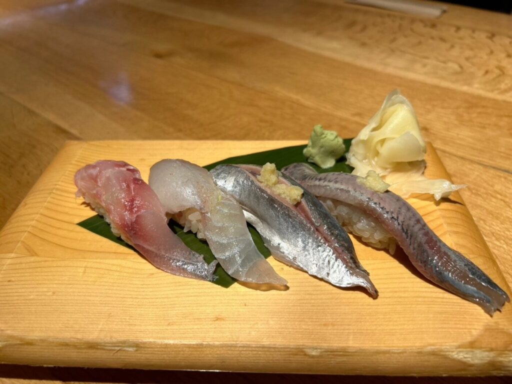 Standing Sushi Natura Sushi②
