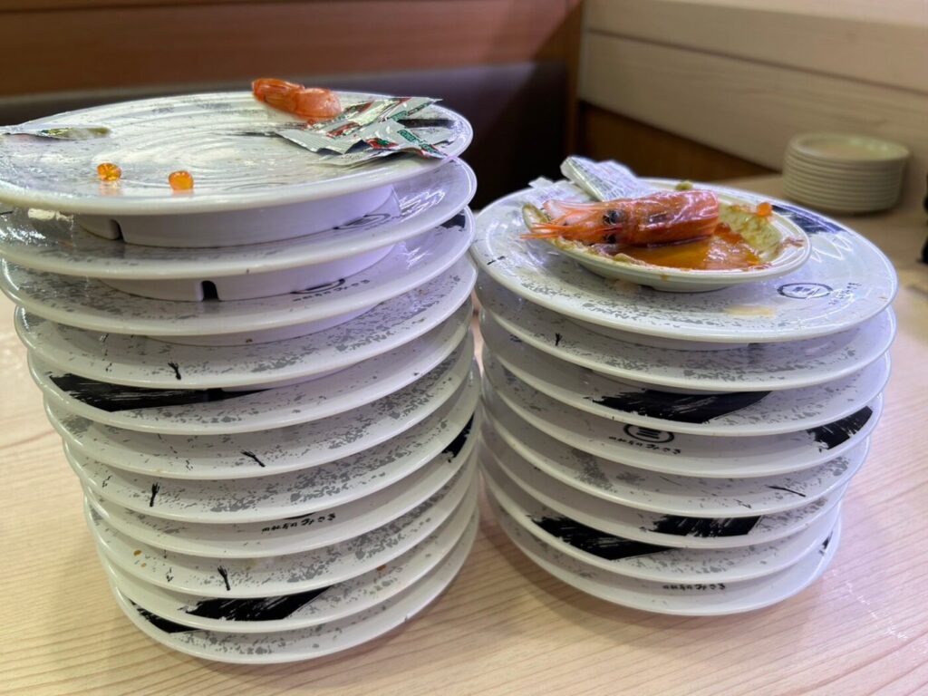 sushi Misaki meguro Stacked plates
